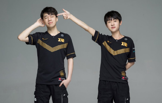 赛都具有巨 赛都具有巨