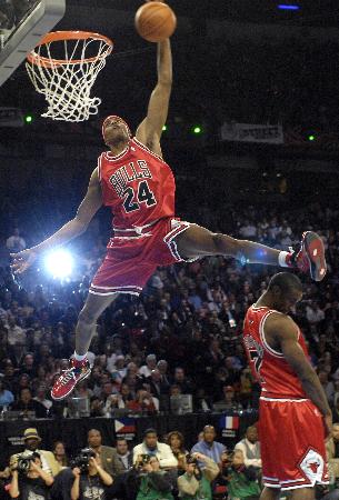 手的配球逻 手的配球逻