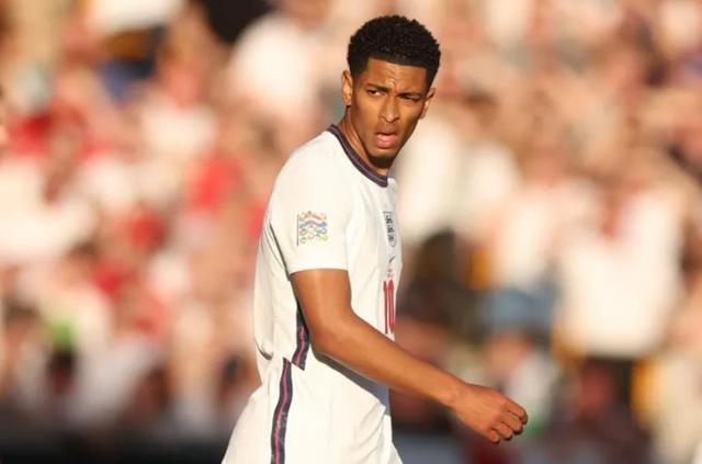 从商业与竞 从商业与竞