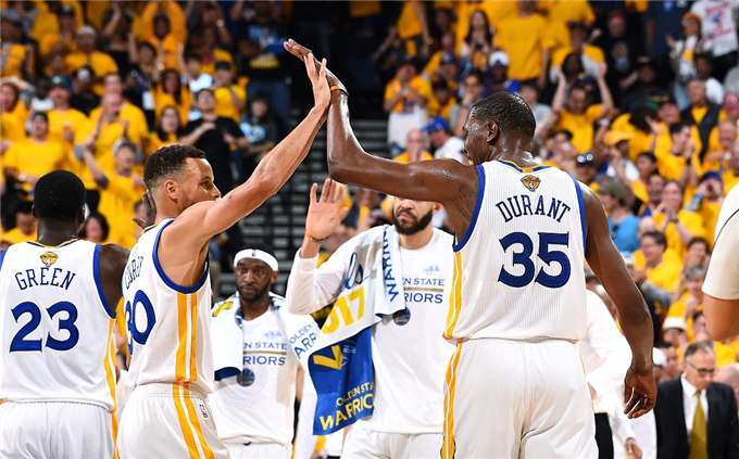 这起事件揭 这起事件揭